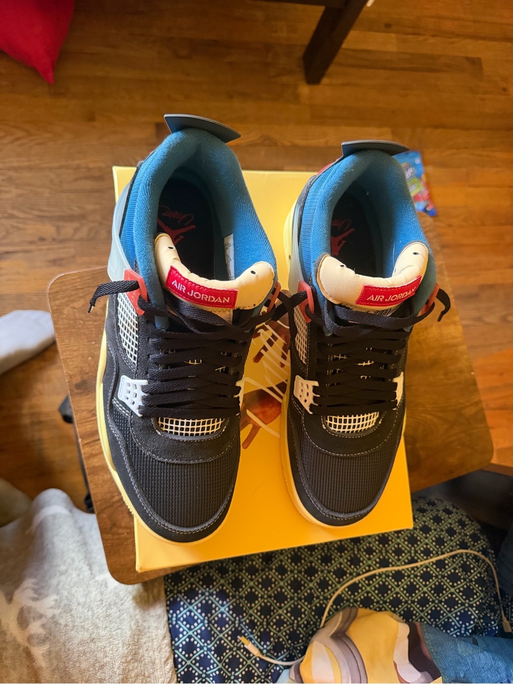 Jordan 4 union’s Sneakers